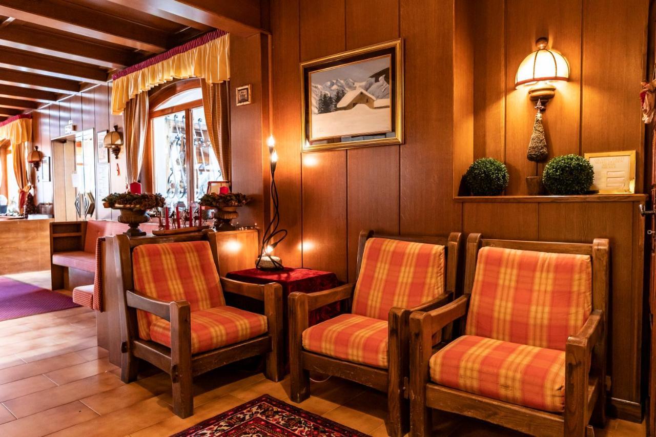 Hotel Bellavista Ponte Di Legno Exteriör bild